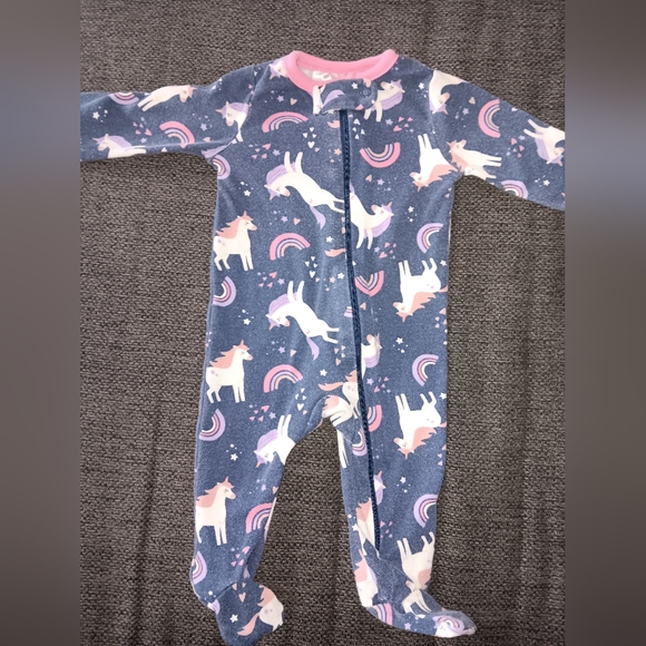 Cute 0-3M Sleeper Set. - Picture 10 of 15